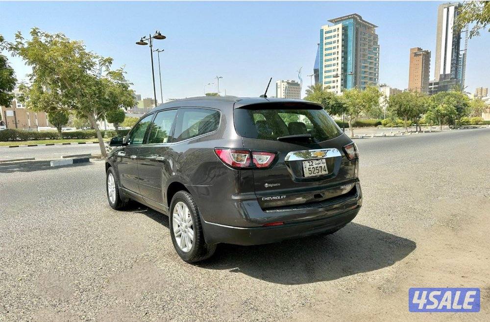 شيفرولية ترافيلس LT - الموديل: 2013 - العداد: 1714