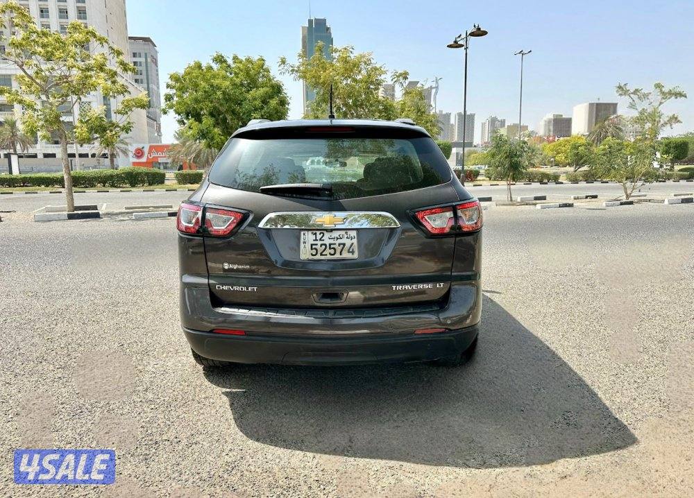 شيفرولية ترافيلس LT - الموديل: 2013 - العداد: 1715