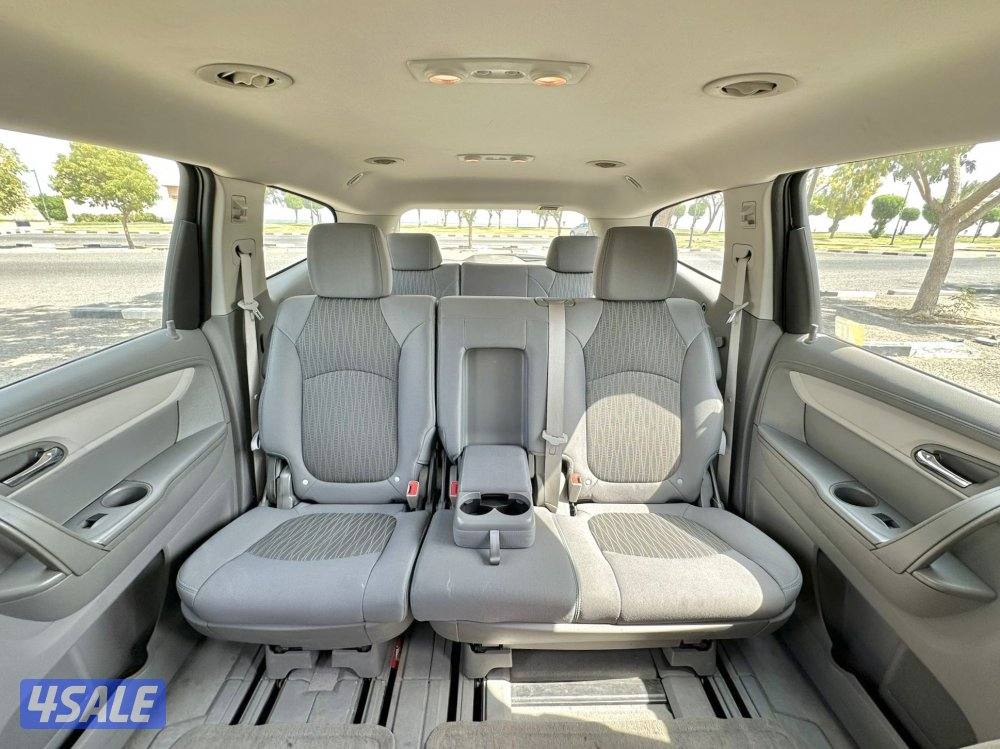 شيفرولية ترافيلس LT - الموديل: 2013 - العداد: 17111