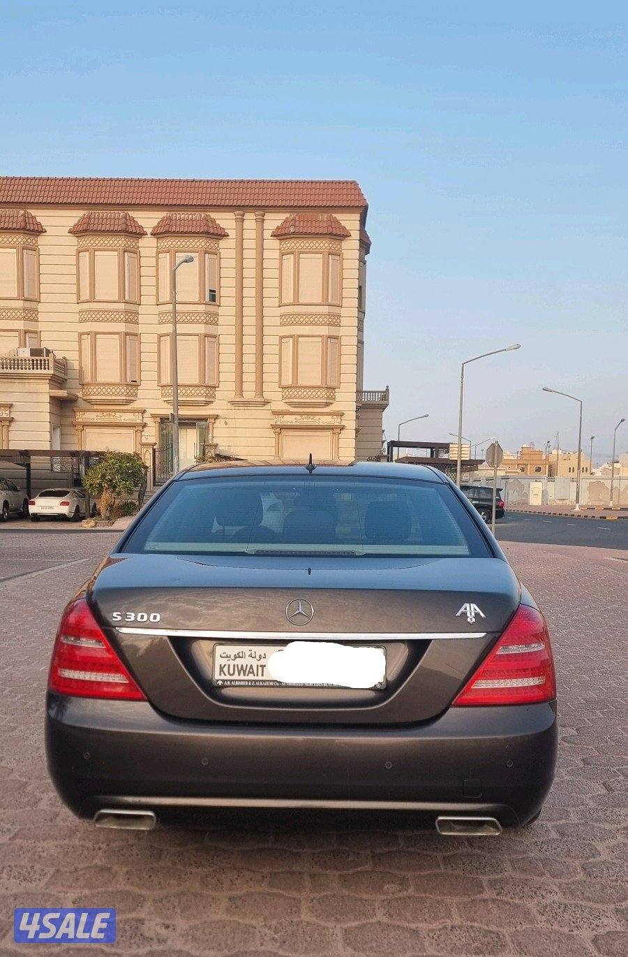 بحالة الوكالة Mercedes S 3003