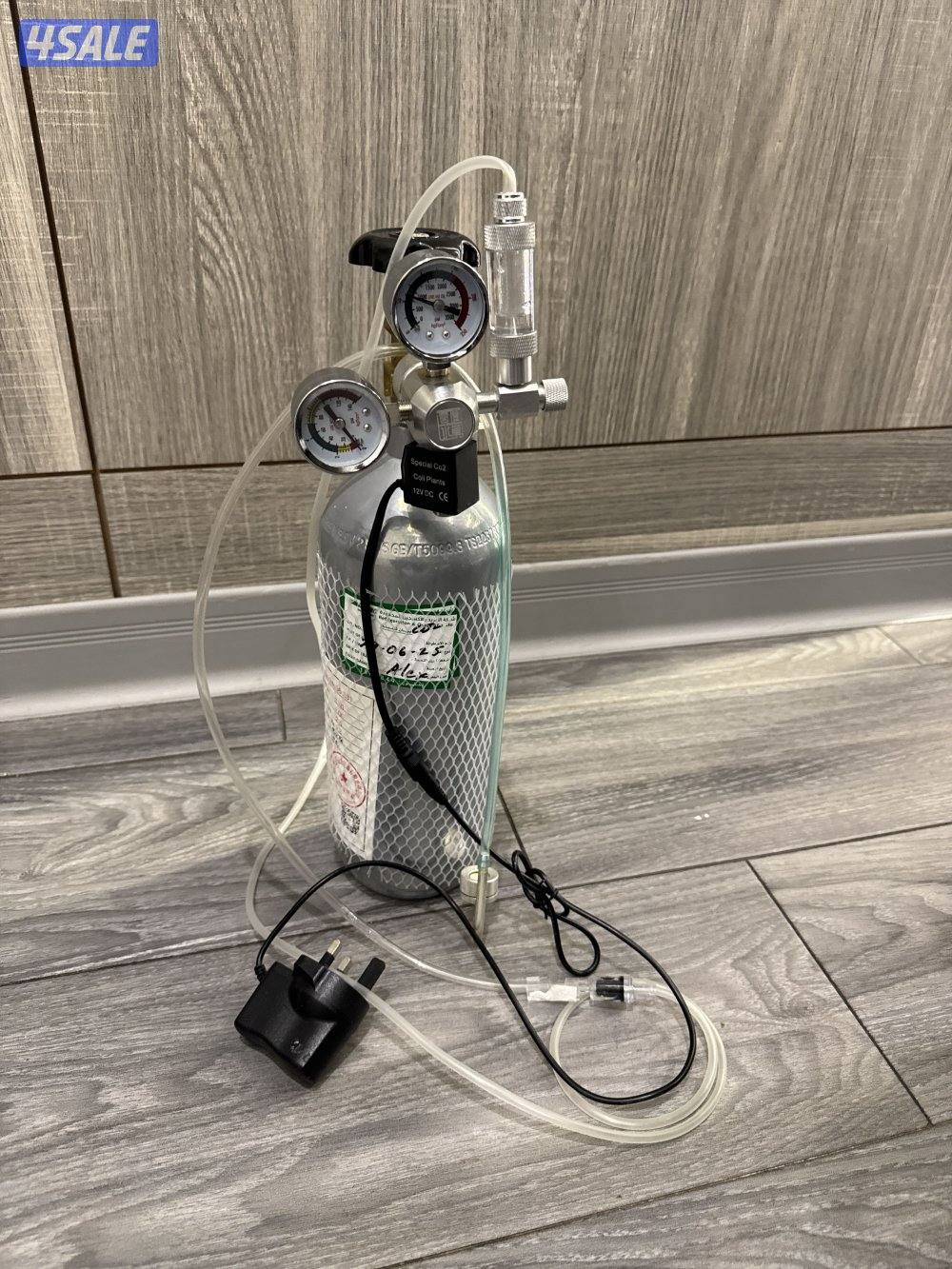 للبيع  سيستم co2 للاحواض المزروعه0