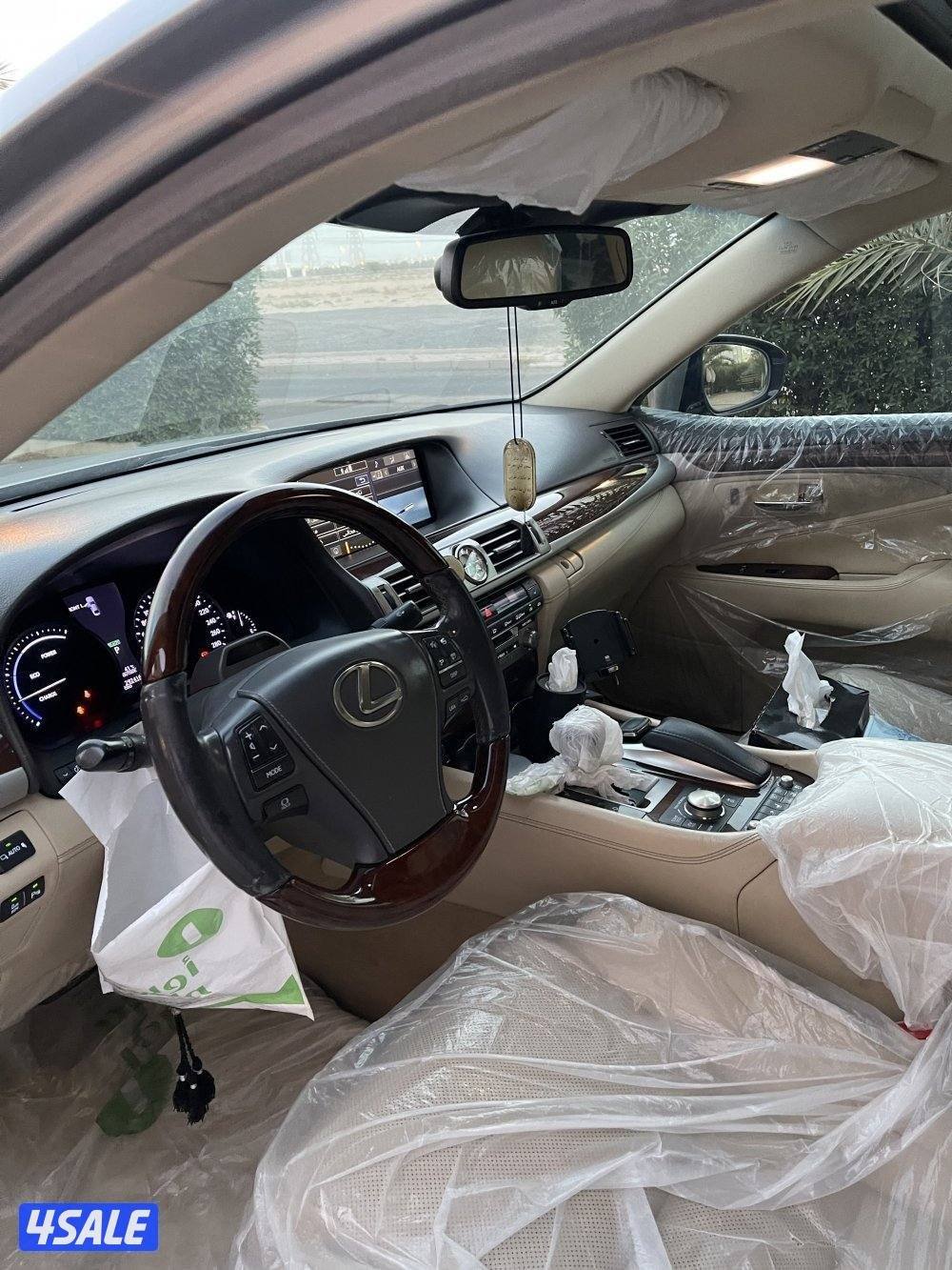 لكزس L.S 600 hL هايبرد12