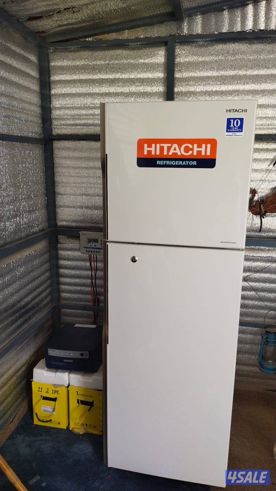 للبيع و تركيب ثلاجة هيتاشي مع طاقة شمسية2