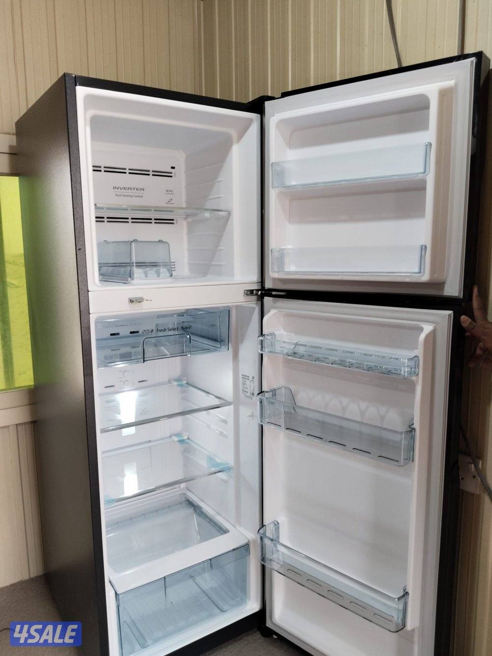 للبيع و تركيب ثلاجة هيتاشي مع طاقة شمسية7