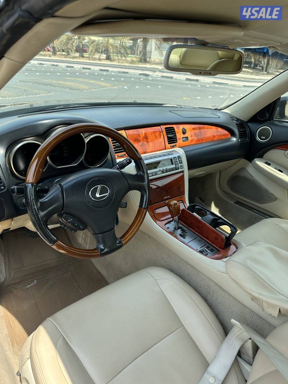 للبيع لكزس sc4305