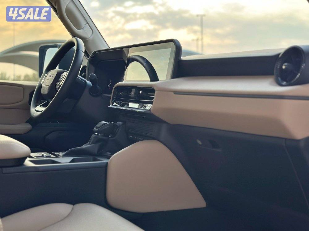 معرض القمة🚩9