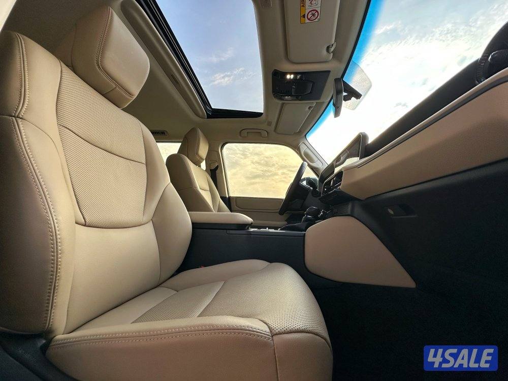 معرض القمة🚩10