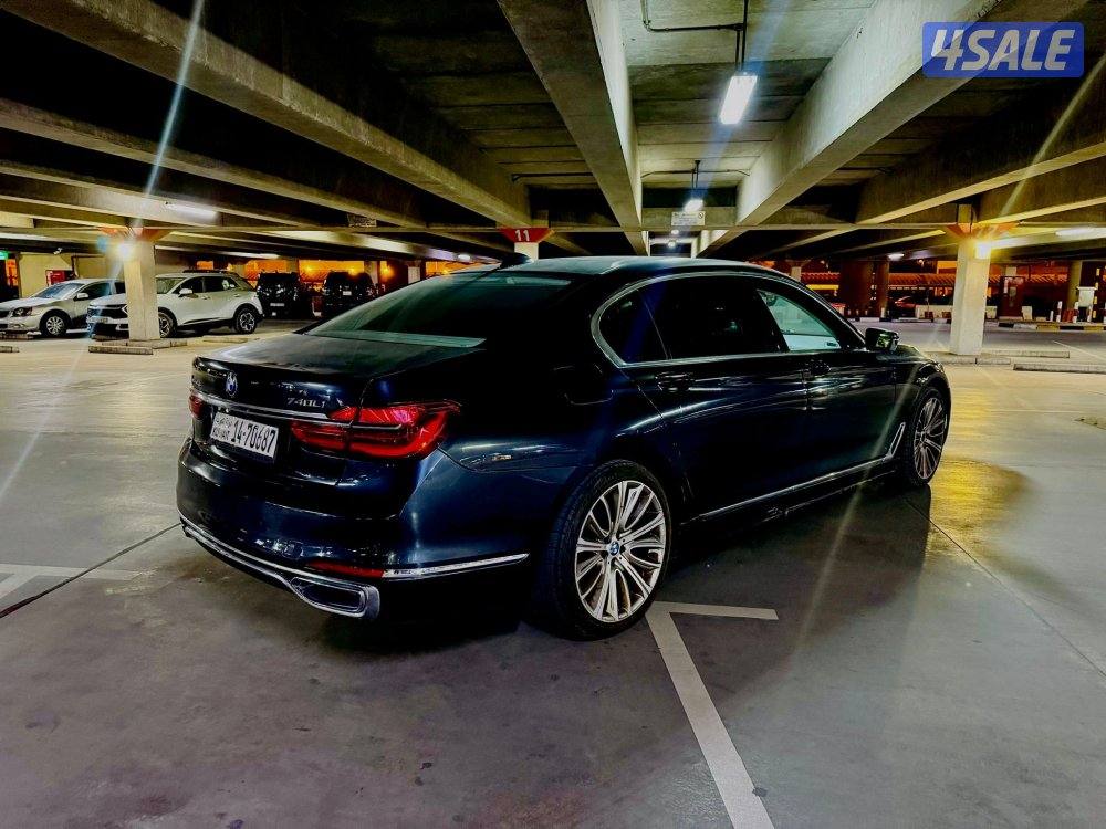 BMW 740Li 2016 – Full Option | Immaculate Condition | 136,000 KM4