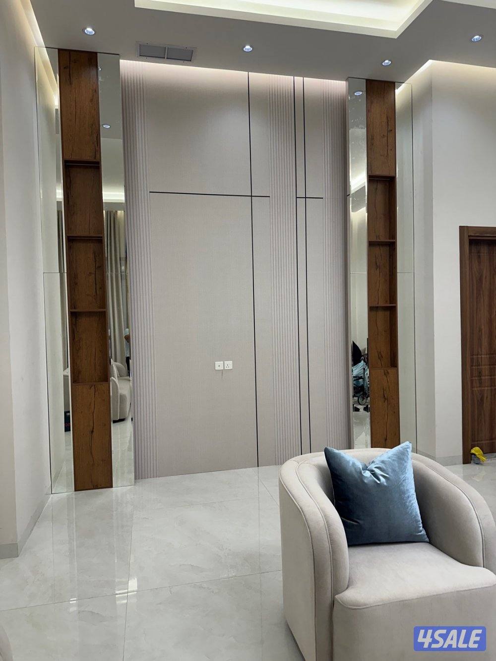 متخصص في جميع أنواع النجارة ابواب كبتات ديكورات شاشه3