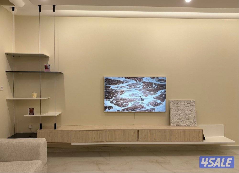 متخصص في جميع أنواع النجارة ابواب كبتات ديكورات شاشه12