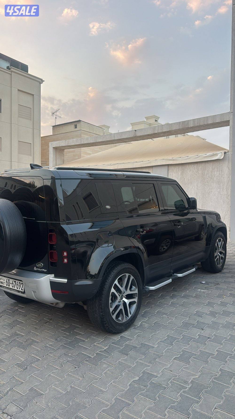 ديفندر ٢٠٢٢ ماشي 681