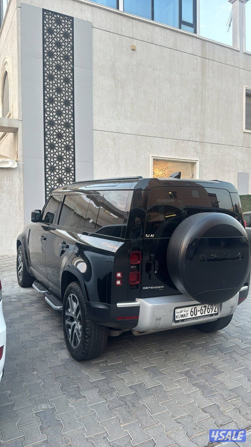 ديفندر ٢٠٢٢ ماشي 682