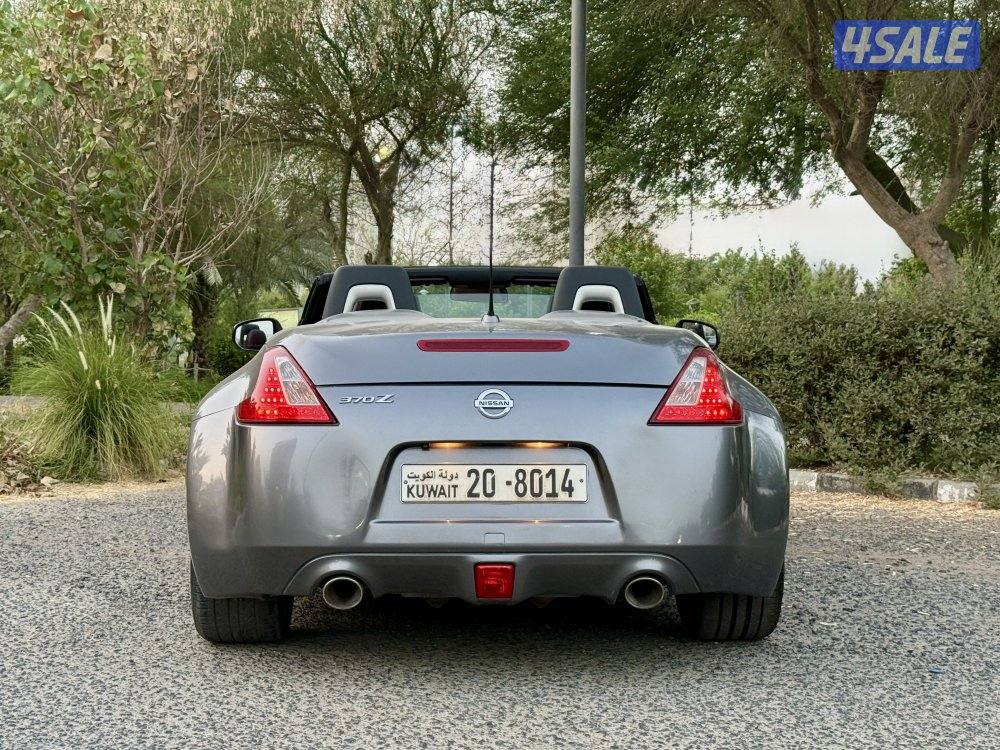 للبيع نيسان Z370 كشف موديل 2012 كامل المواصفات6