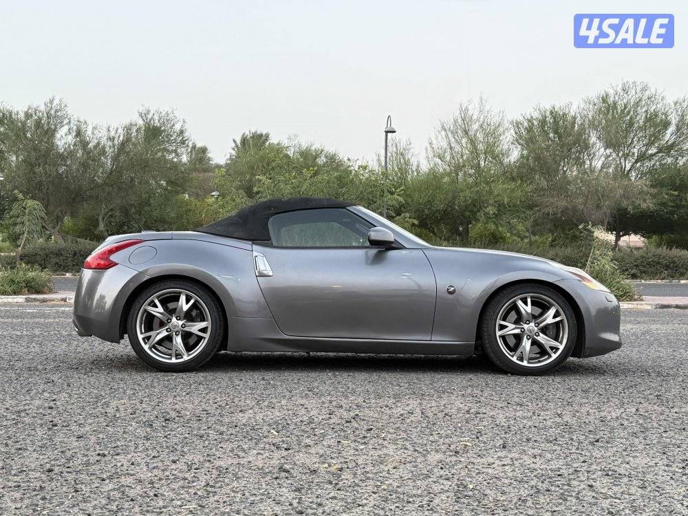 للبيع نيسان Z370 كشف موديل 2012 كامل المواصفات8