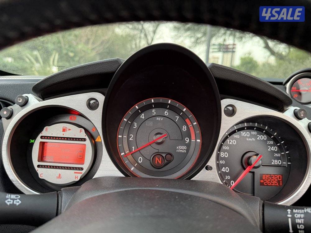للبيع نيسان Z370 كشف موديل 2012 كامل المواصفات14