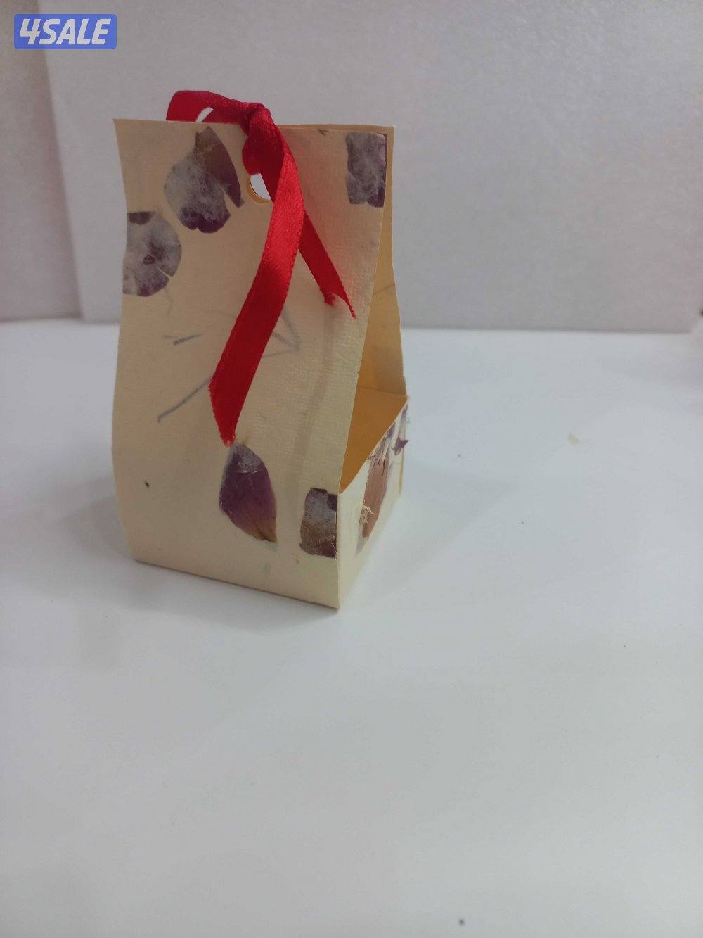 بيعة سريعة ،مخزن ورق يصلح للمطابع والخطاطين واصحاب المشاريع الصغيرة1