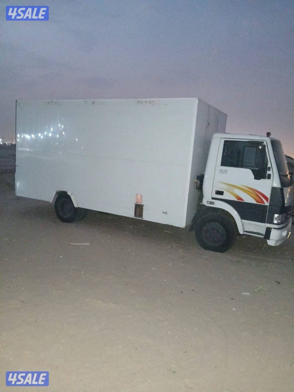 للبيع بقاله تاتا ٢٠١٧ بدون رخصه تحويل فيها مكيف وثلاجه نظيف للبيع لجاد1