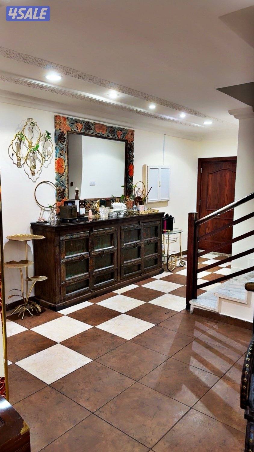 للبيع بيت حكومه 300 متر وثيقه حره شهادة اوصاف جاهزه البيت جاهز للتحويل4