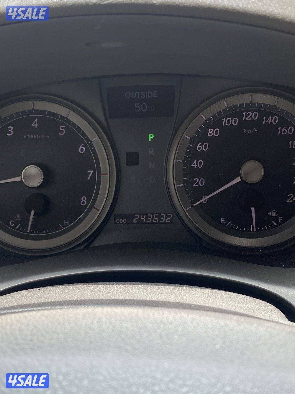 للبيع لكزس موديل ٢٠٠٩ es350 للي يدور النظيف8