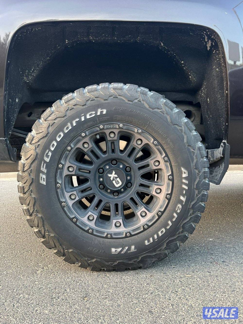 للبيع وانيت سلفرادو قماره و نص وكالة الكويت3