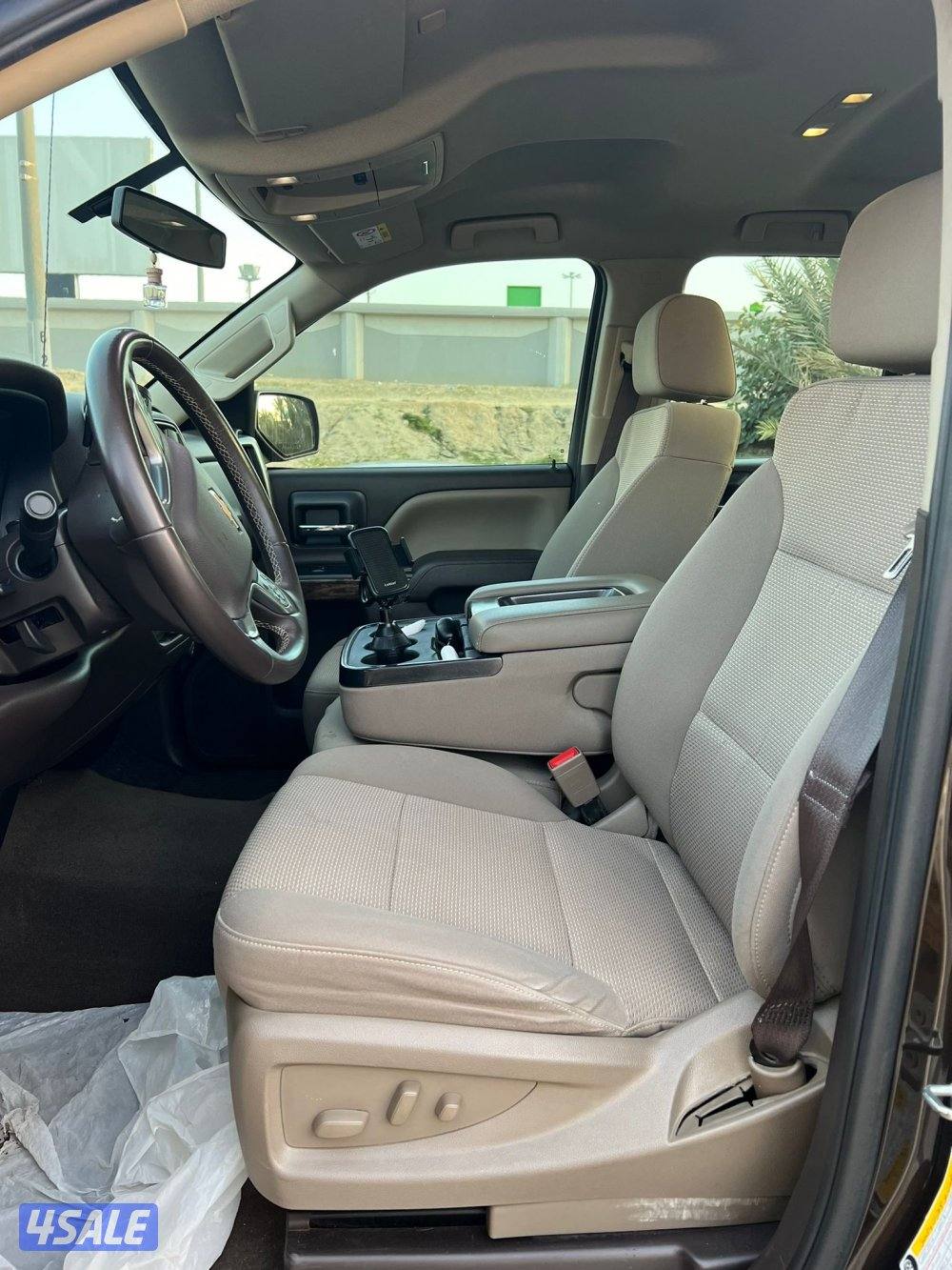 للبيع وانيت سلفرادو قماره و نص وكالة الكويت9