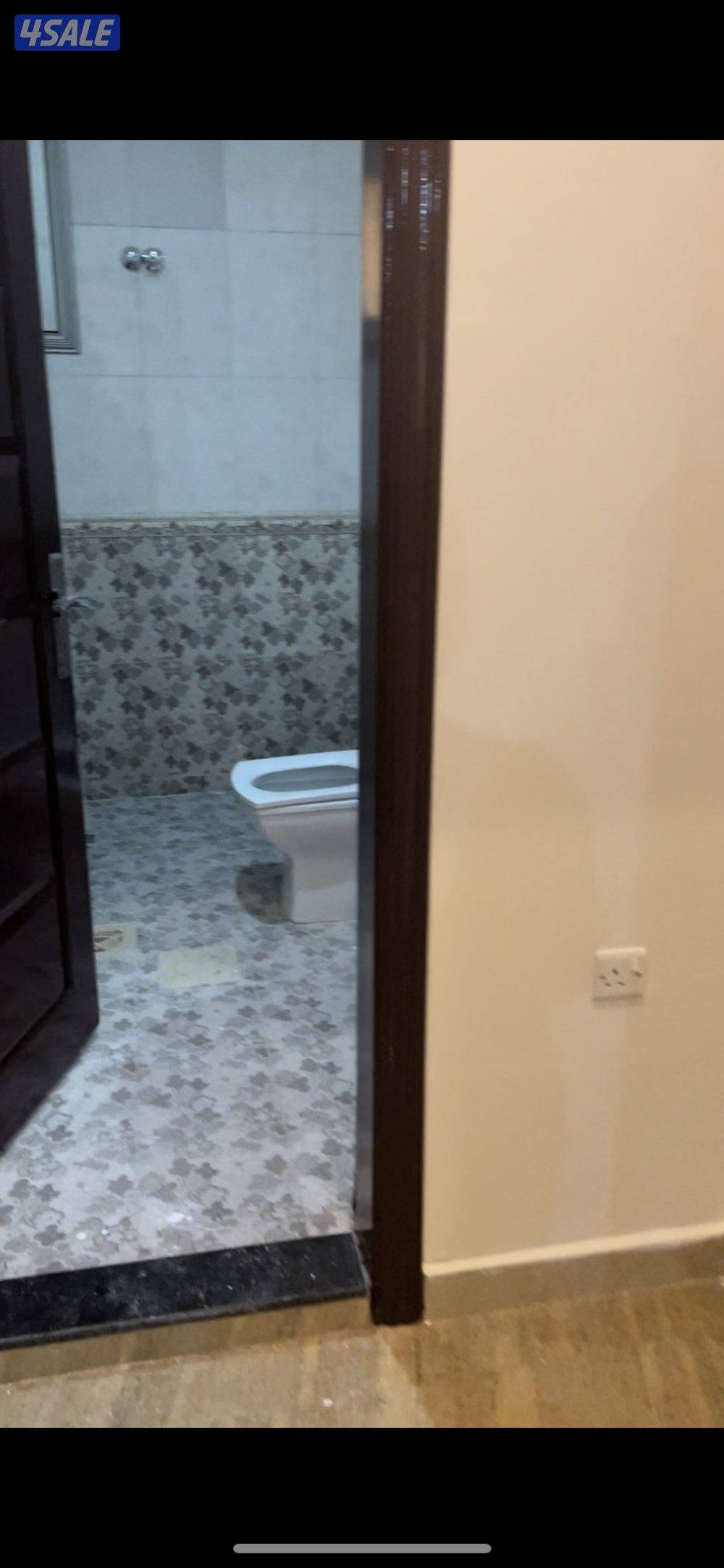 للاجار دور في سعد العبدالله ٥ غرف و ٣ حمامات و صاله و مطبخ مركزين مخزن3