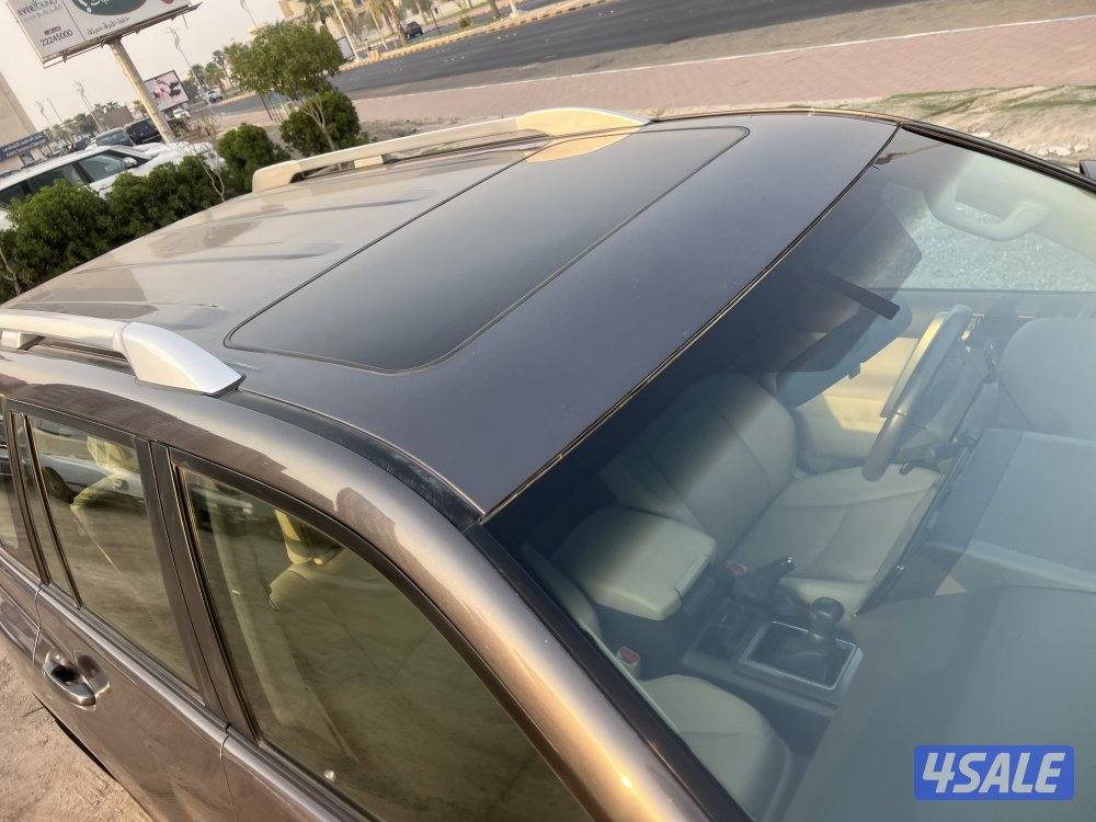 برادو TXL رمادي 2022ماشي 51 الف صبغ وكاله فتحه فل1