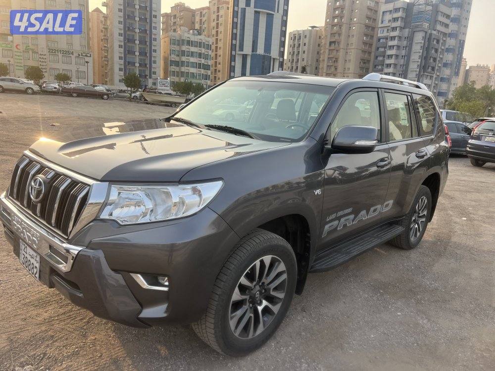 برادو TXL رمادي 2022ماشي 51 الف صبغ وكاله فتحه فل2