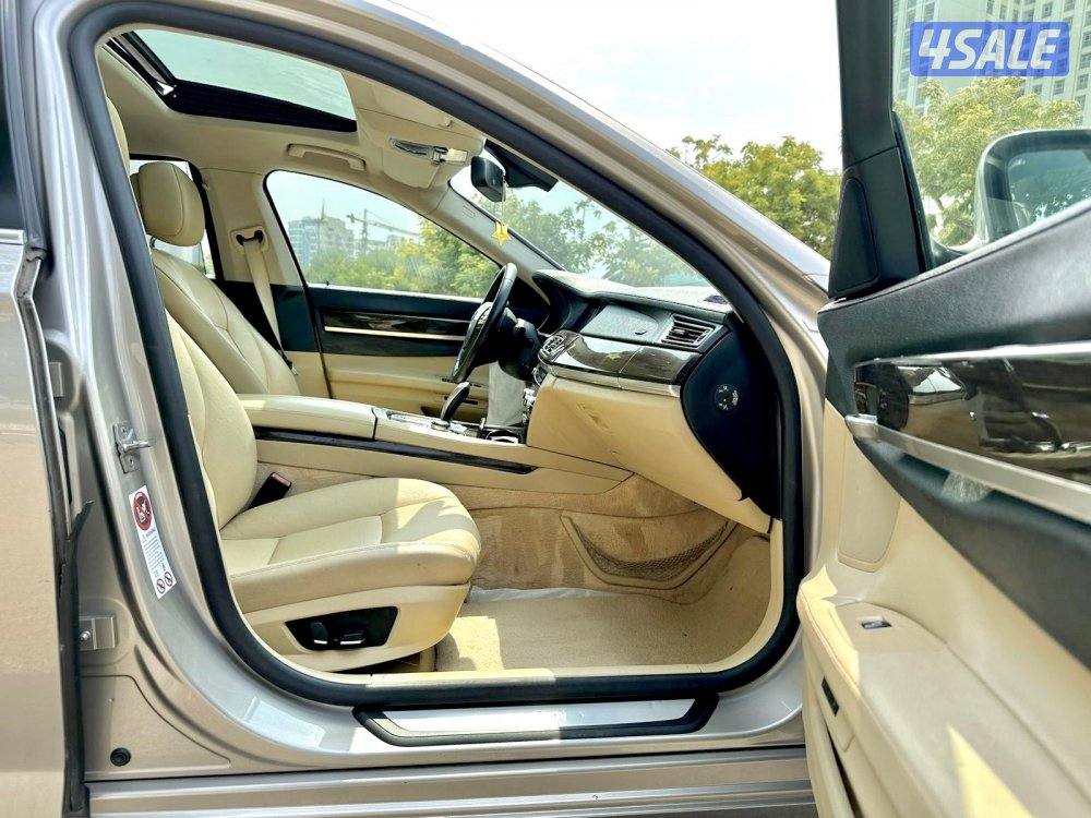 ـ الموديل:2011- -العداد:233 - BMW Li7309