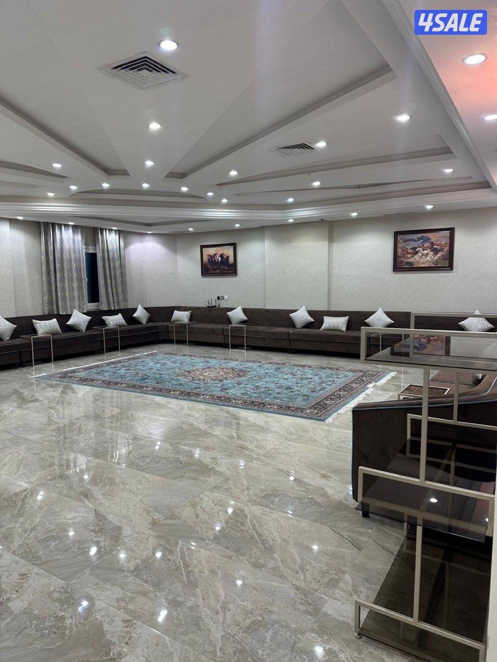 ثلاث ادوار وسرداب زاوية شارعين قطعة 5 شارع 5071