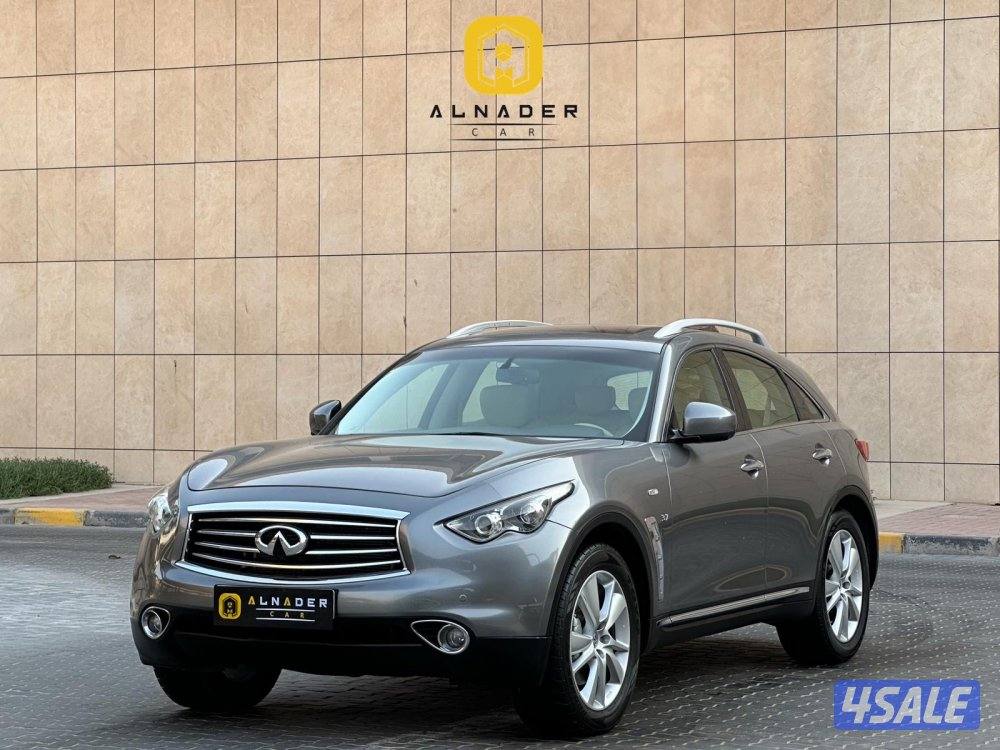 للبيع INFINITY QX70 موديل 2015 وارد البابطين0