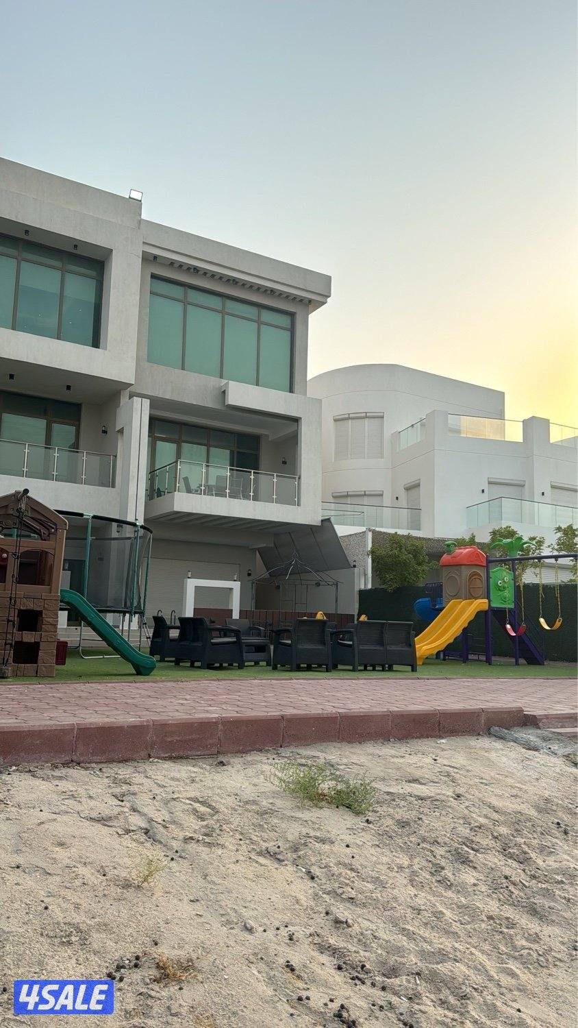 شالية كااامل صف أول على الخور مباشره4