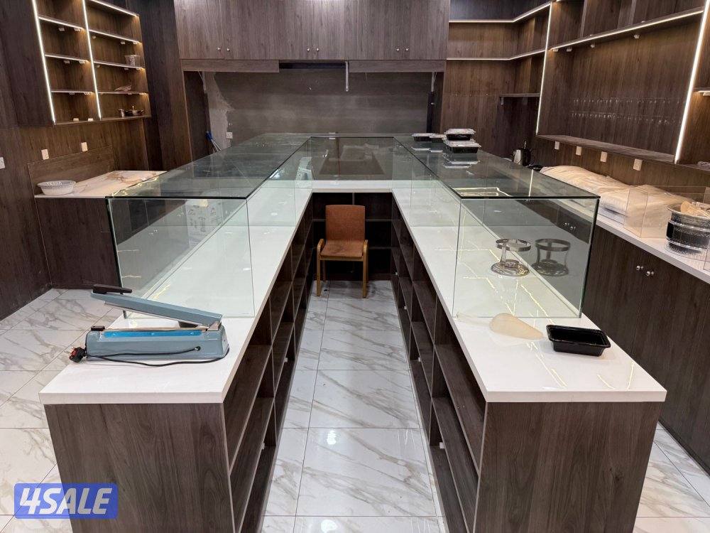 ارفف ارضية كبيرة حرف U0