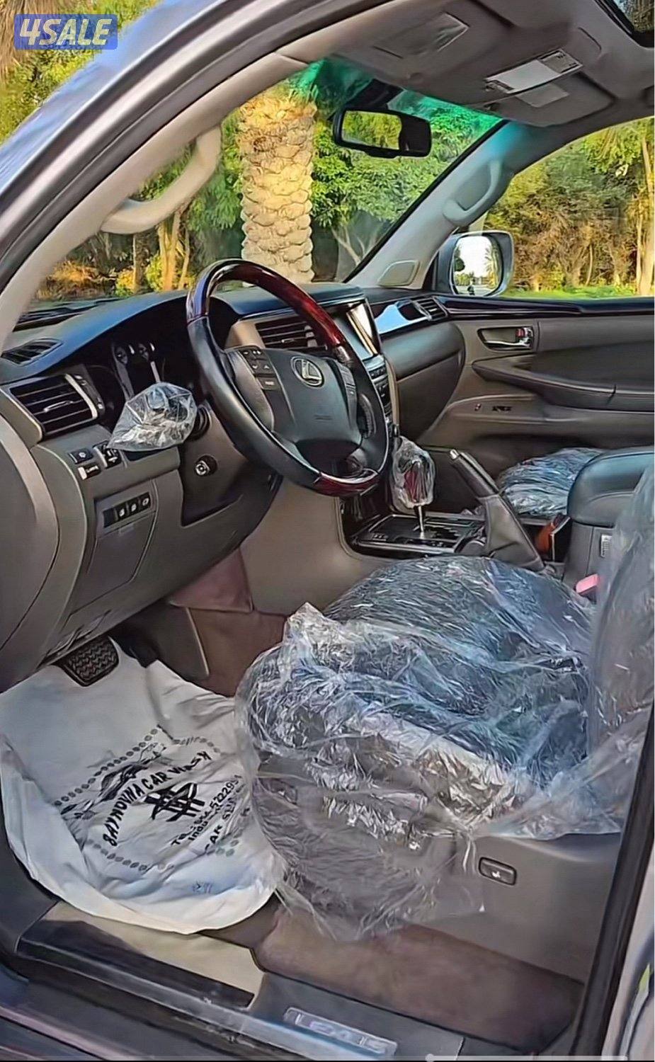 جيب لكزس٢٠١١12