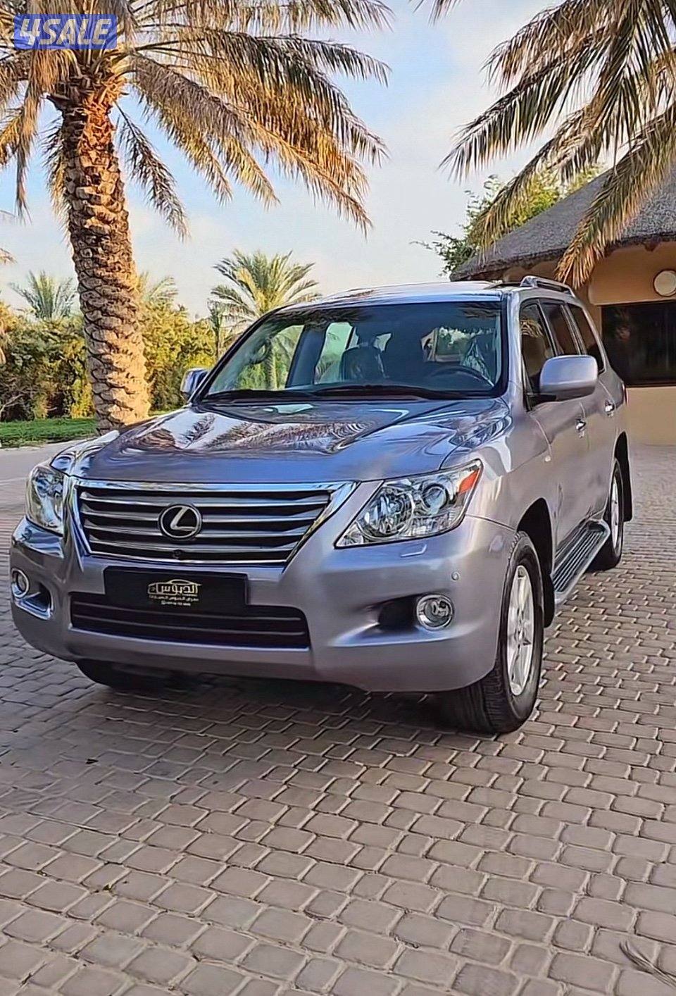 جيب لكزس٢٠١١13