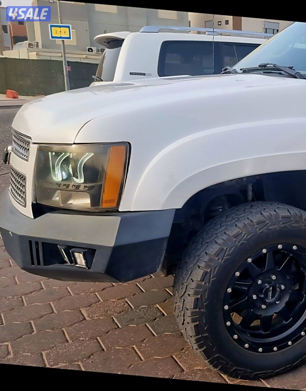 دعامية حديد مع 5 كشافات تركب عالفورد والافلانش0