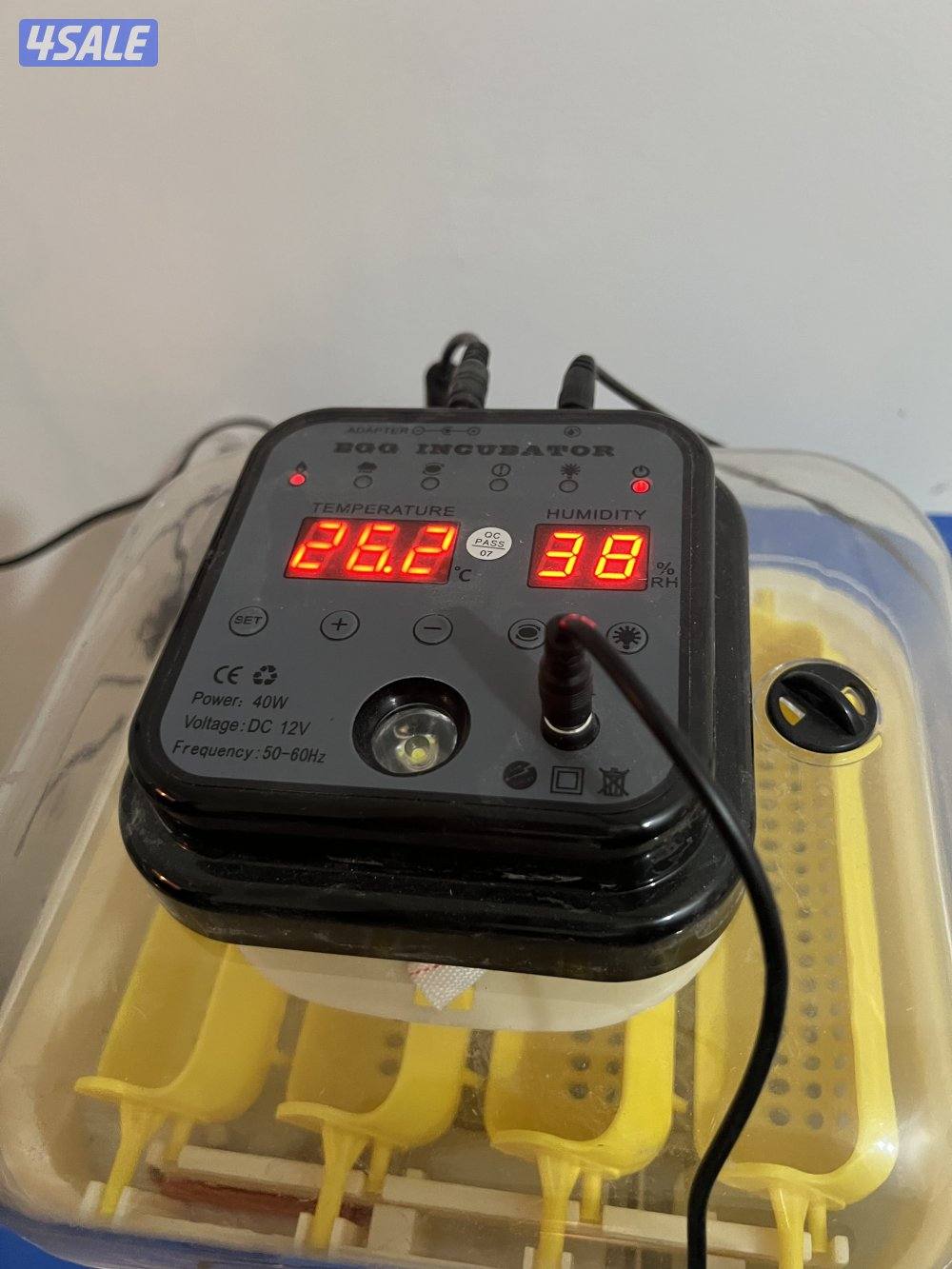 فقاسات الرابطة العالمية احجام صغيره وجودة في الانتاج0