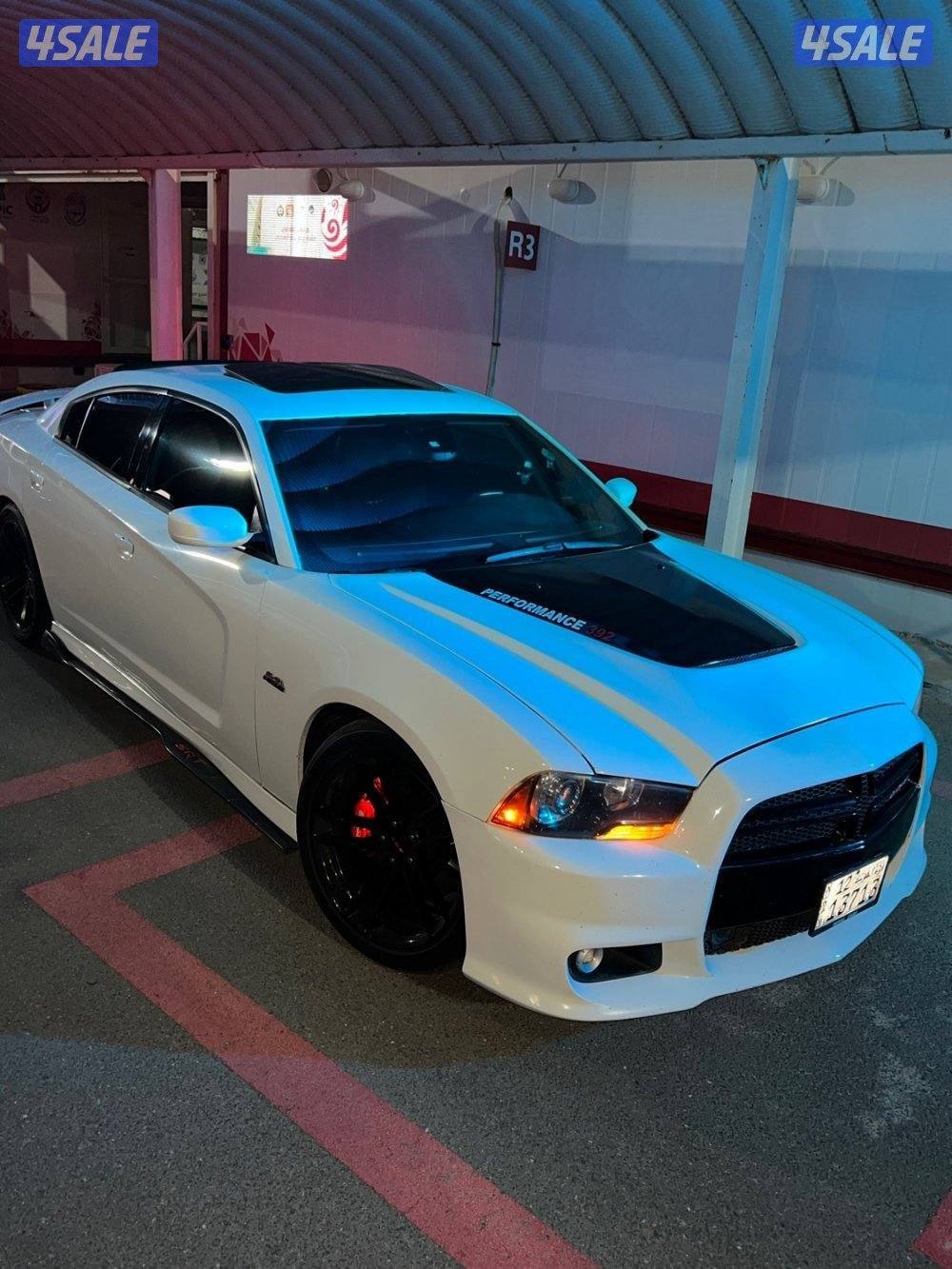 تشارجر srt8 - 6.4 - 20130