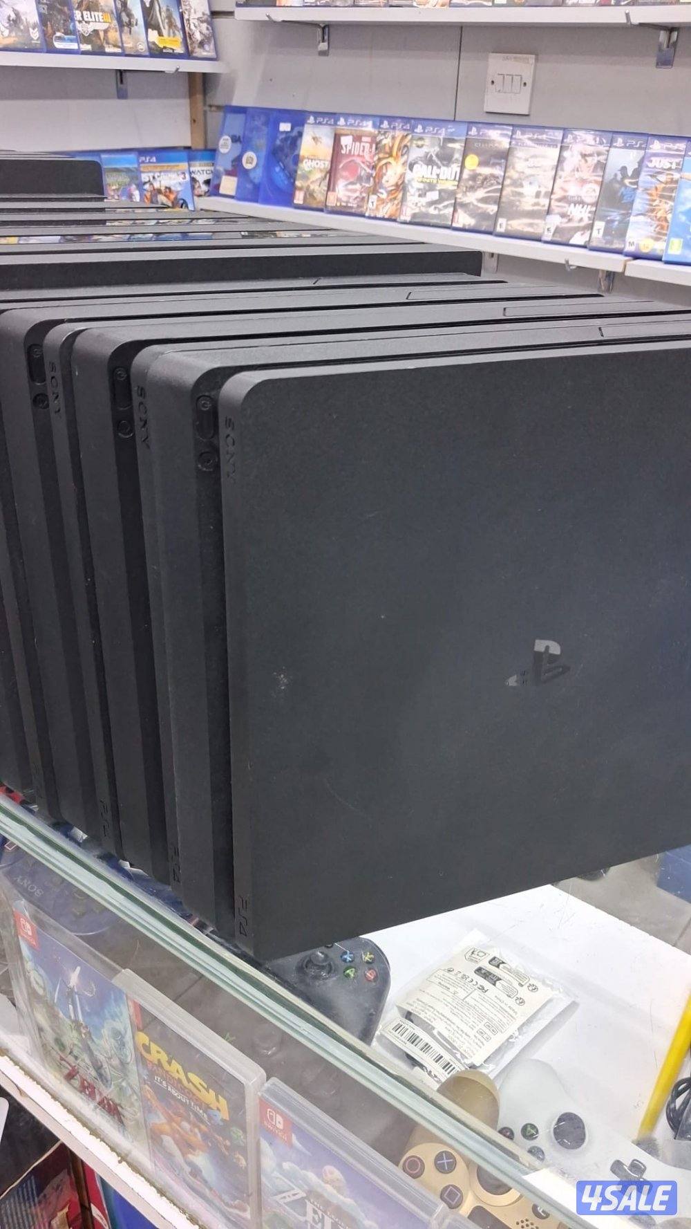 نبيع ونشتري جميع اجهزة البلايستيشن جديد ومستعمل1