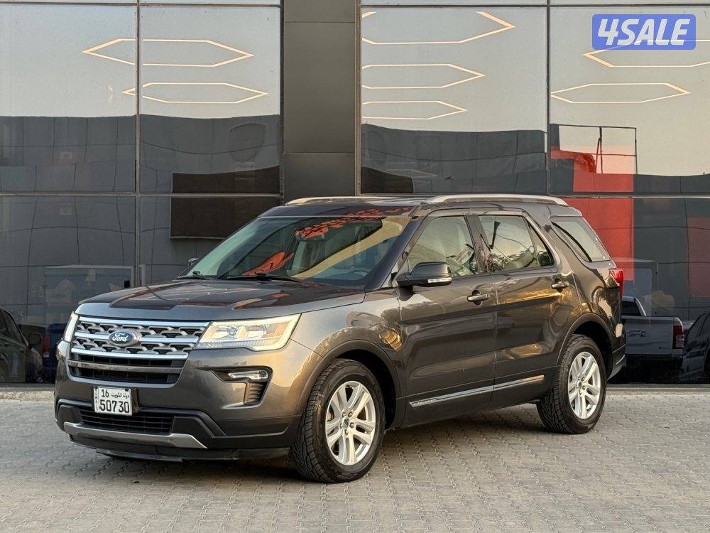 FORD EXPLORER XLT _2018 صبغ الوكالة1