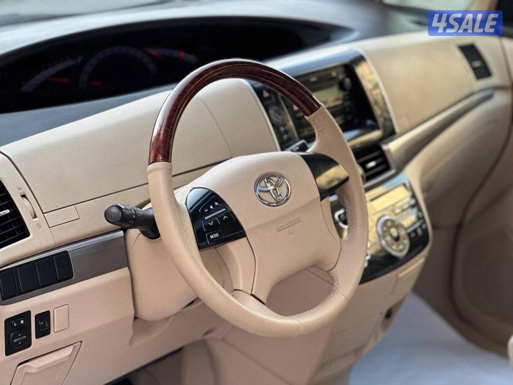 للبيع تويوتا بريفيا موديل 2014 وارد الساير5