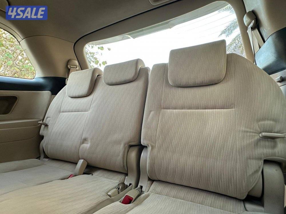 للبيع تويوتا بريفيا موديل 2014 وارد الساير10