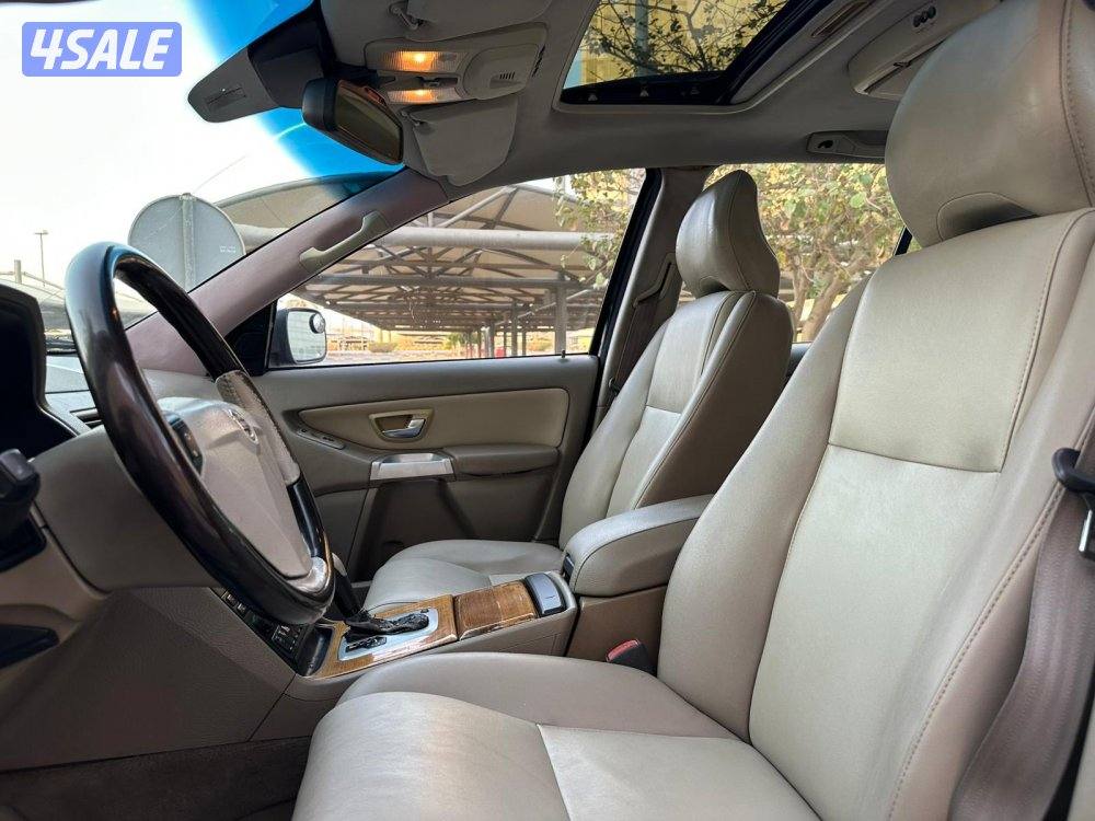 للبيع VOLVO 90 موديل 2004 وارد الوكاله4