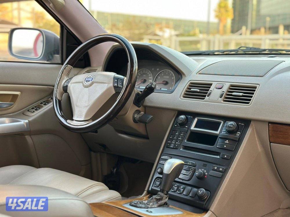 للبيع VOLVO 90 موديل 2004 وارد الوكاله7