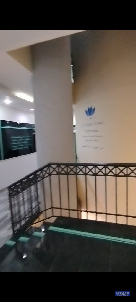 للايجار 3 ادوار تجاري بالسالمية على الدائري الخامس12