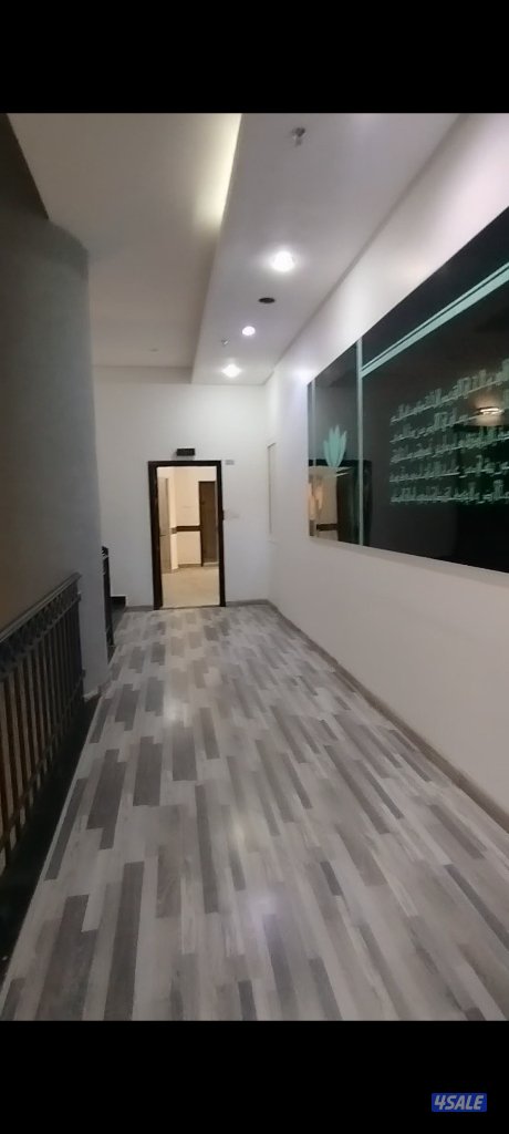 للايجار 3 ادوار تجاري بالسالمية على الدائري الخامس9