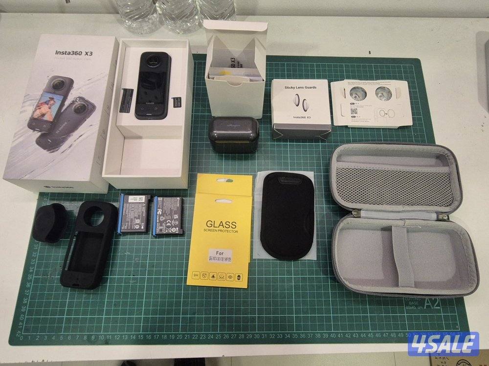 Insta360 X3 Camera with accessories original0