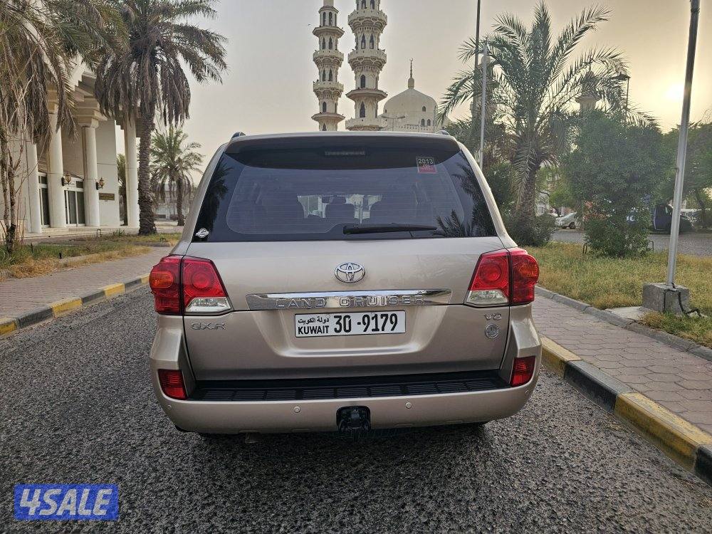 لاندكروز GXR الساير عداد ١٨٩ صبغ الوكالة شرط الفحص بالكامل14