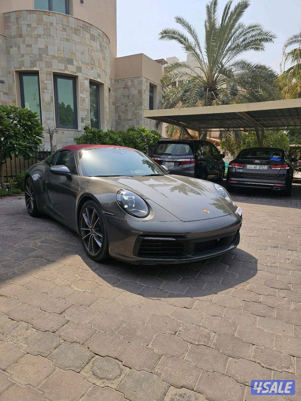 Porsche 911 Targa 44