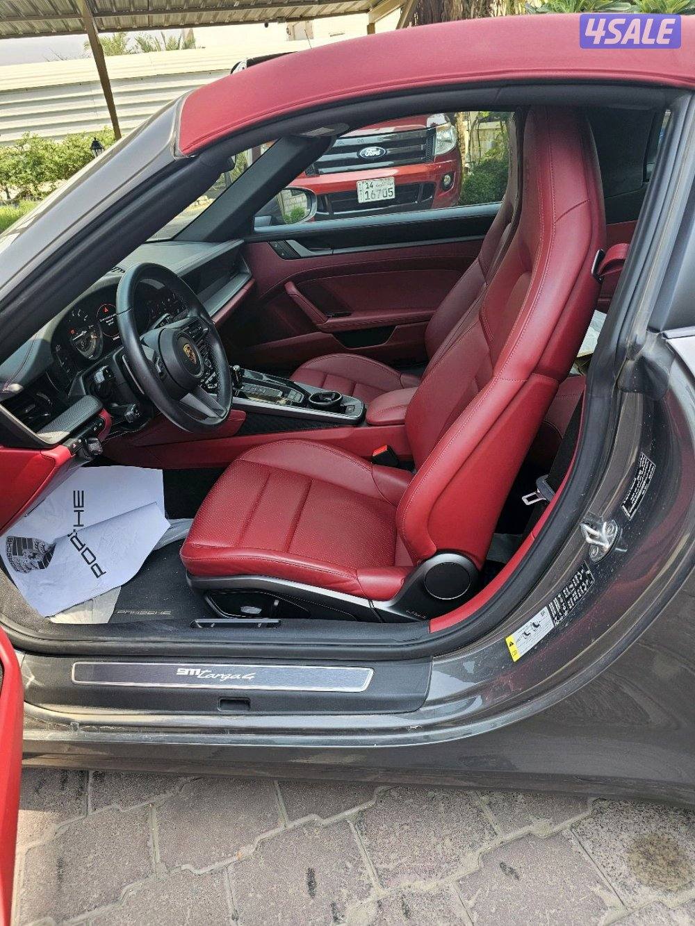 Porsche 911 Targa 49